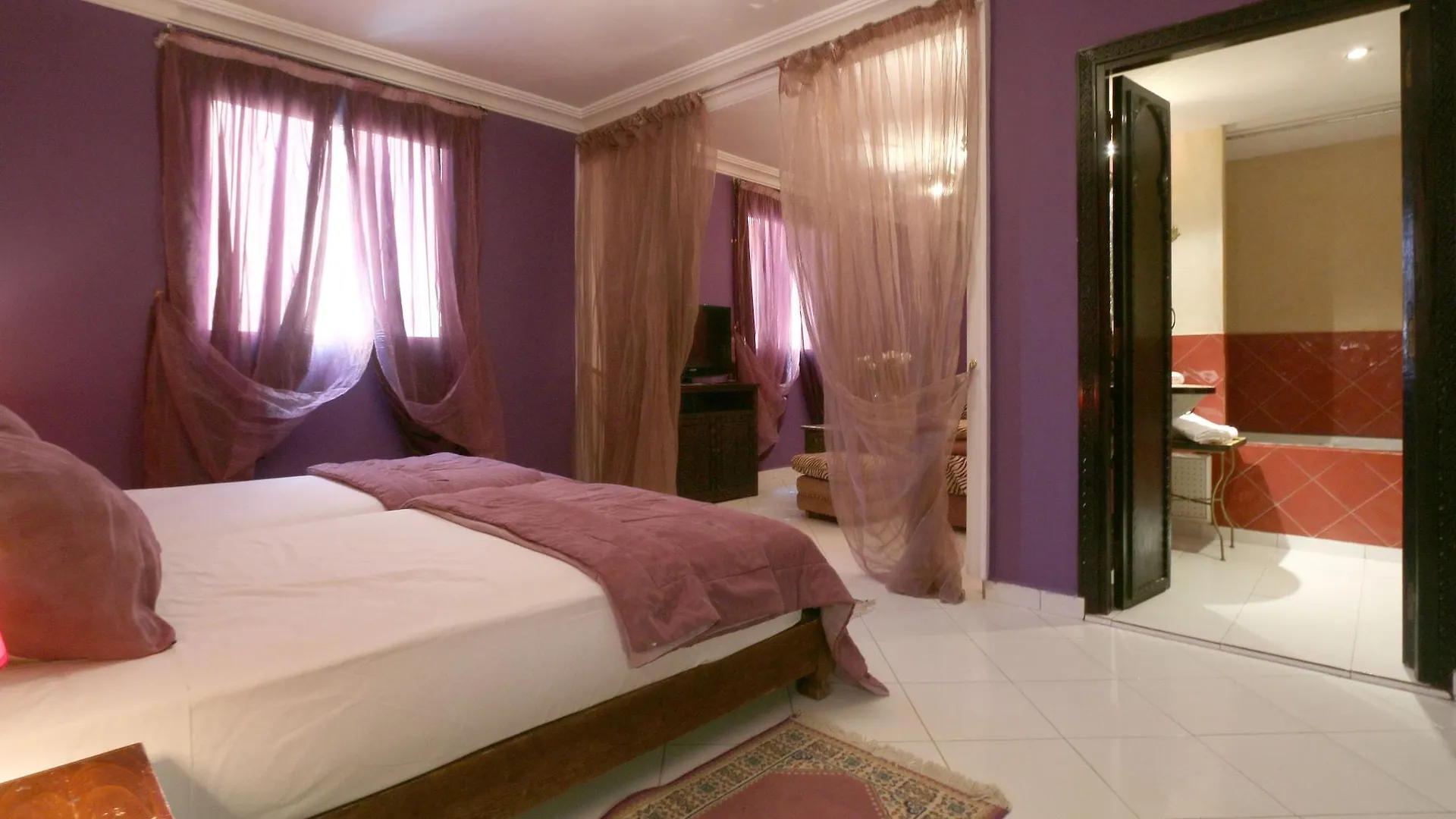 Hotel Tafoukt Марракеш