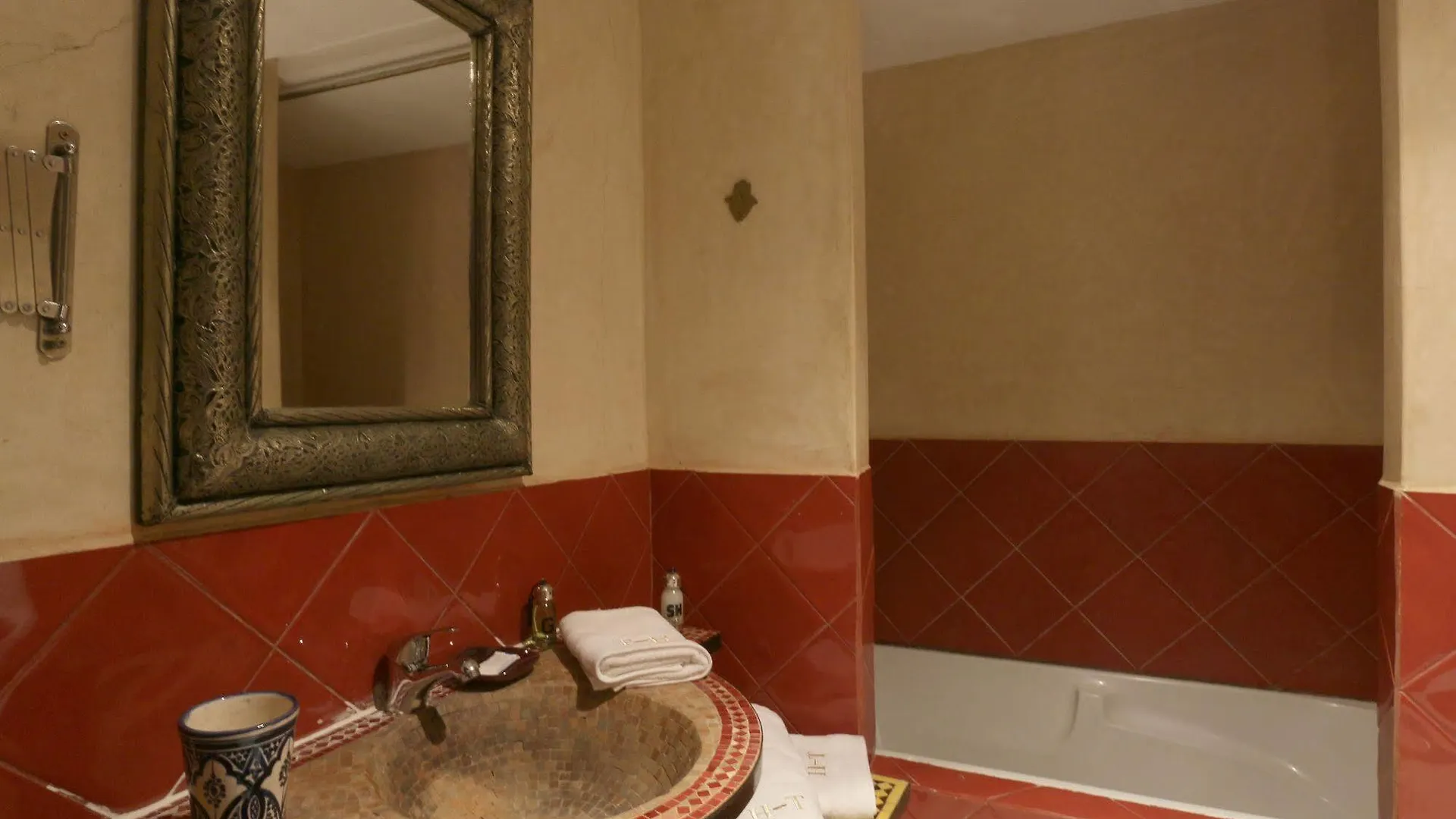 Hotel Tafoukt Марракеш